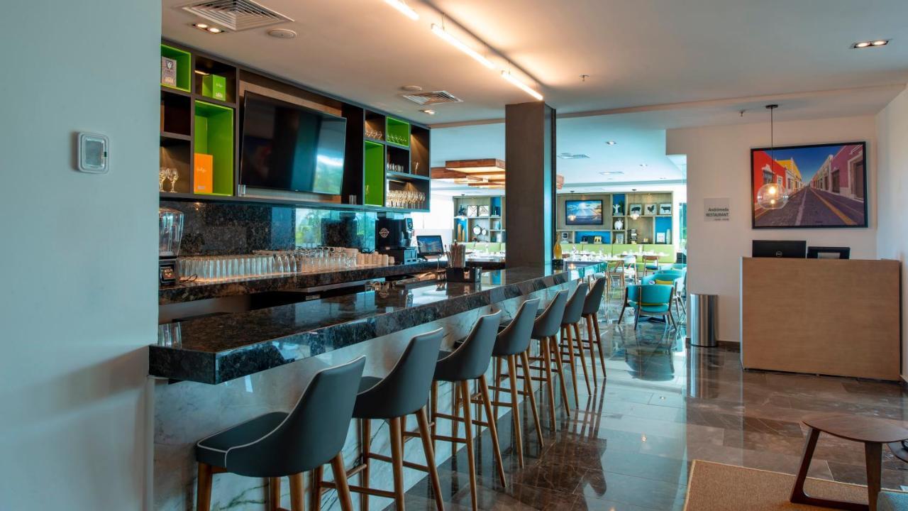 Holiday Inn & Suites - Merida La Isla By Ihg Ngoại thất bức ảnh