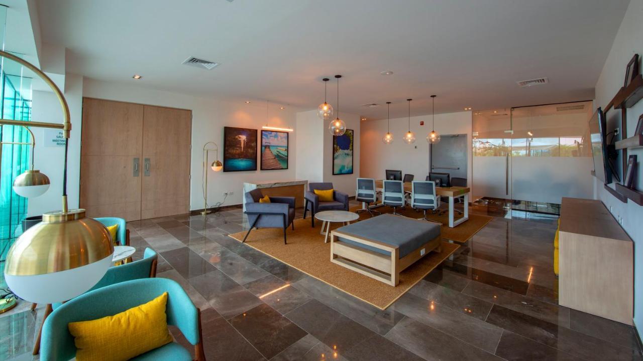 Holiday Inn & Suites - Merida La Isla By Ihg Ngoại thất bức ảnh