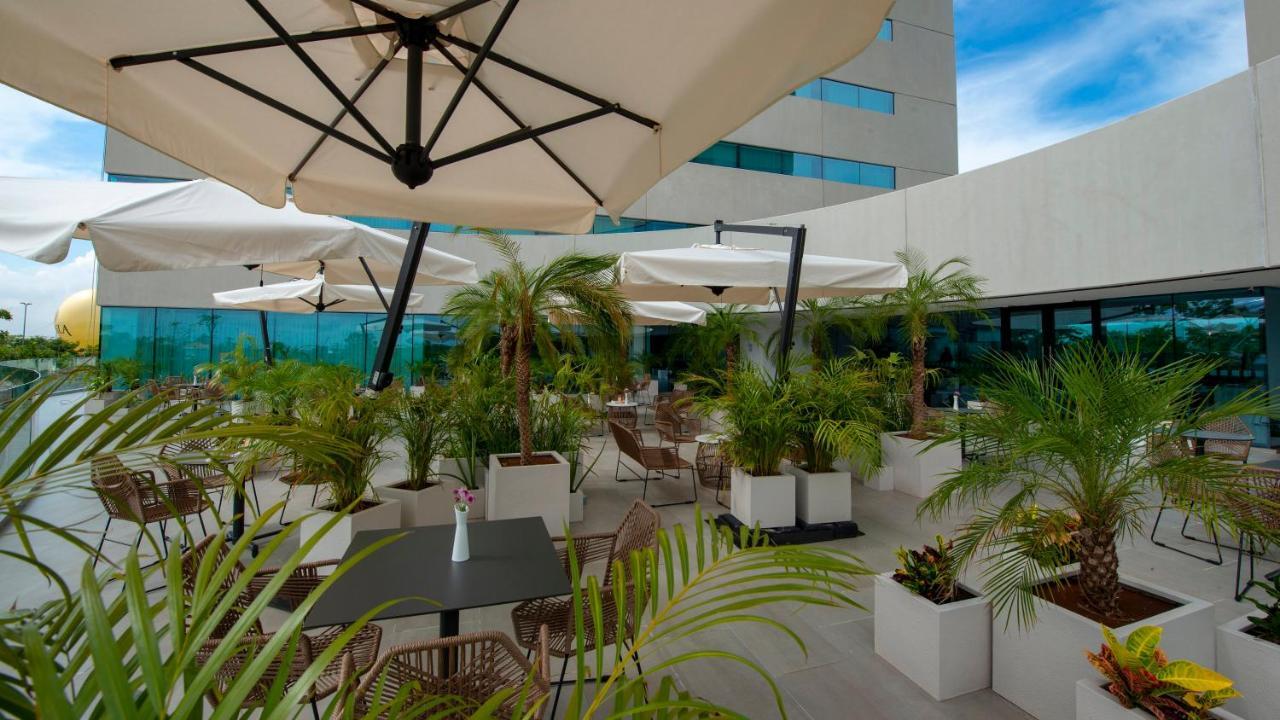 Holiday Inn & Suites - Merida La Isla By Ihg Ngoại thất bức ảnh